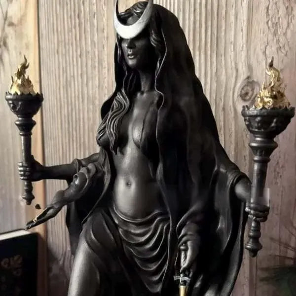 Dark Moon Guardian Altar Statue – Night Goddess Ritual Figure
